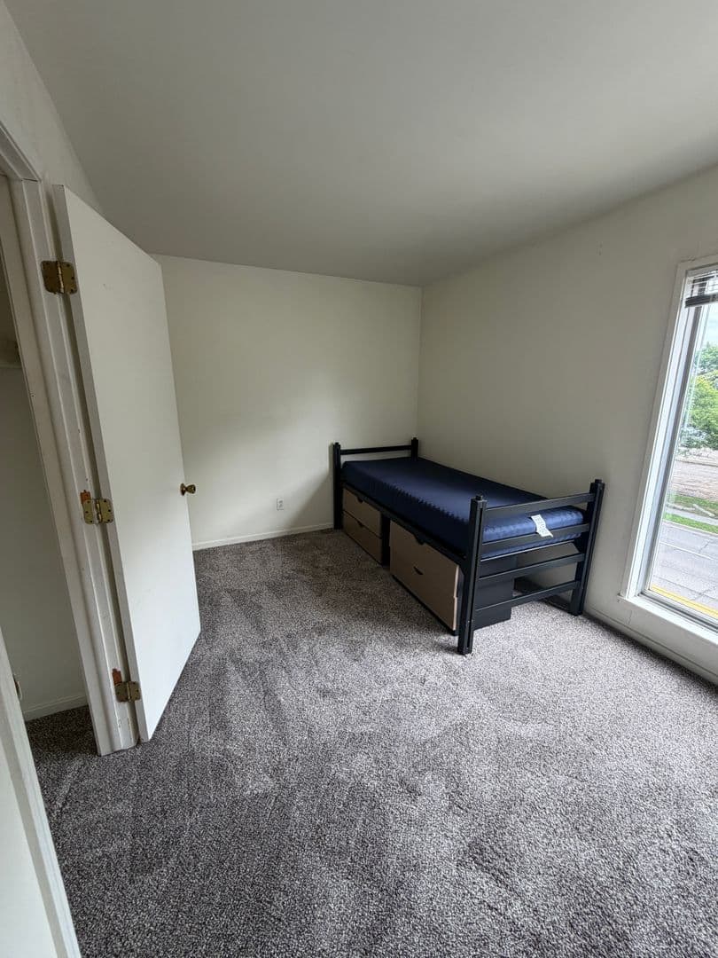 Ann Arbor Apartment: 1335 S. University Ave