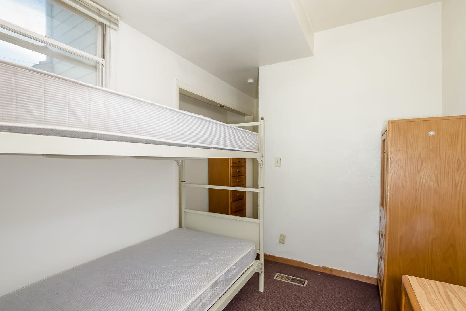 Ann Arbor Apartment: 1331 Washtenaw Ave