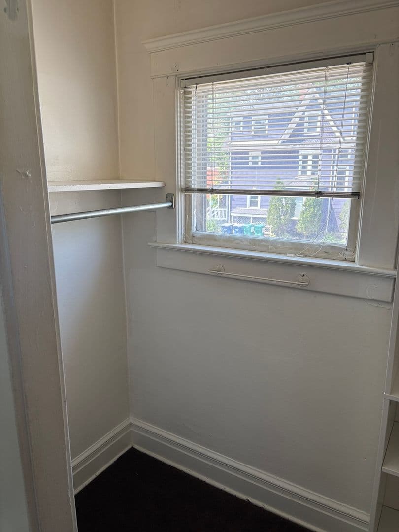 Ann Arbor Apartment: 524 S. Forest Ave