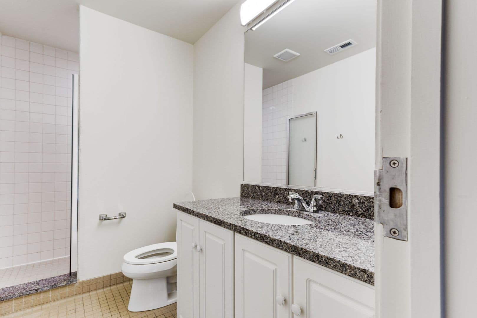 Ann Arbor Apartment: 616 Monroe St