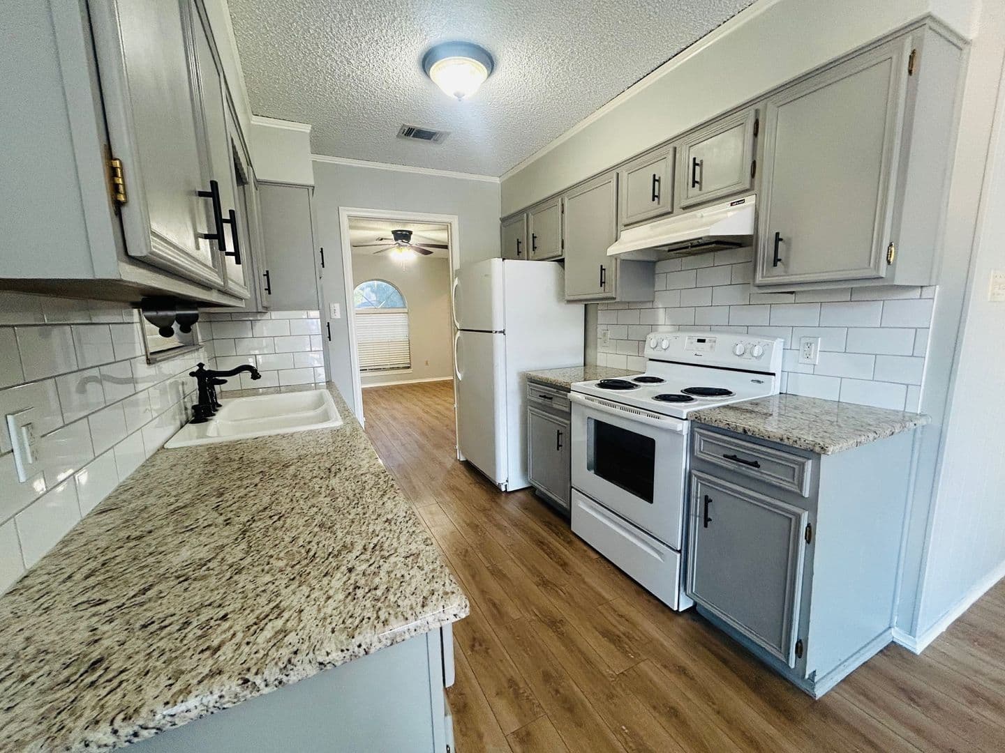 Waco House: 6626 Wiethorn