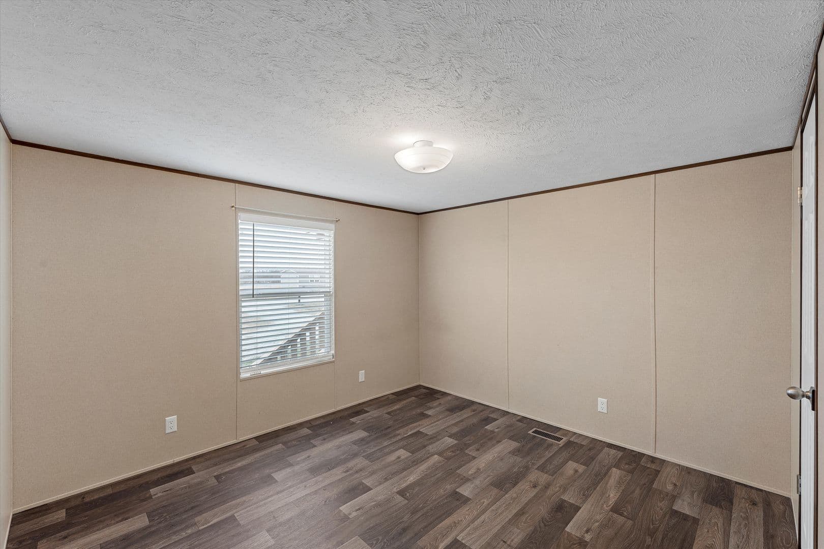 Waco House: 342 Rio Rim