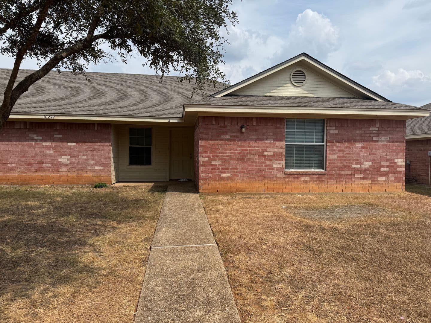 Waco House: 10237 Hyacinth Ln Unit B