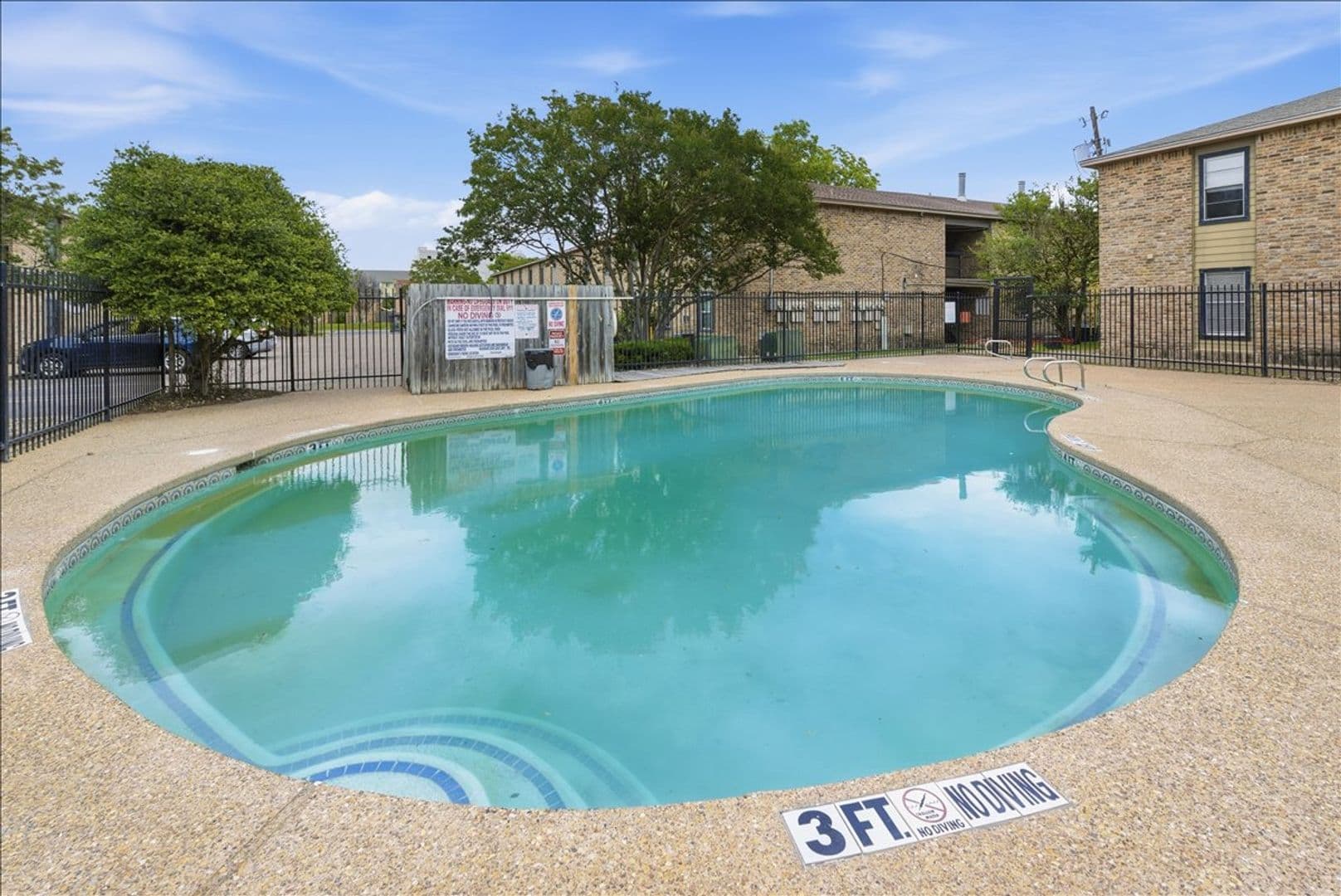 Waco House: 1214 Baylor Ave Unit 110