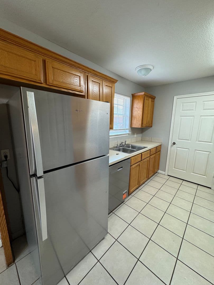 Waco House: 10237 Hyacinth Ln Unit B