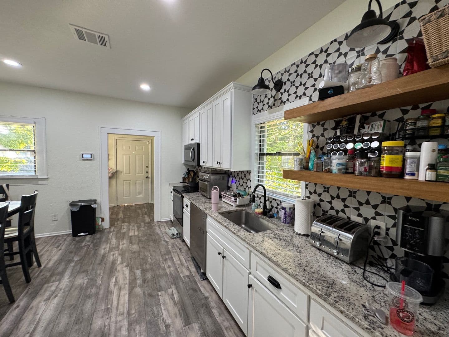 Waco House: 1405 James Ave