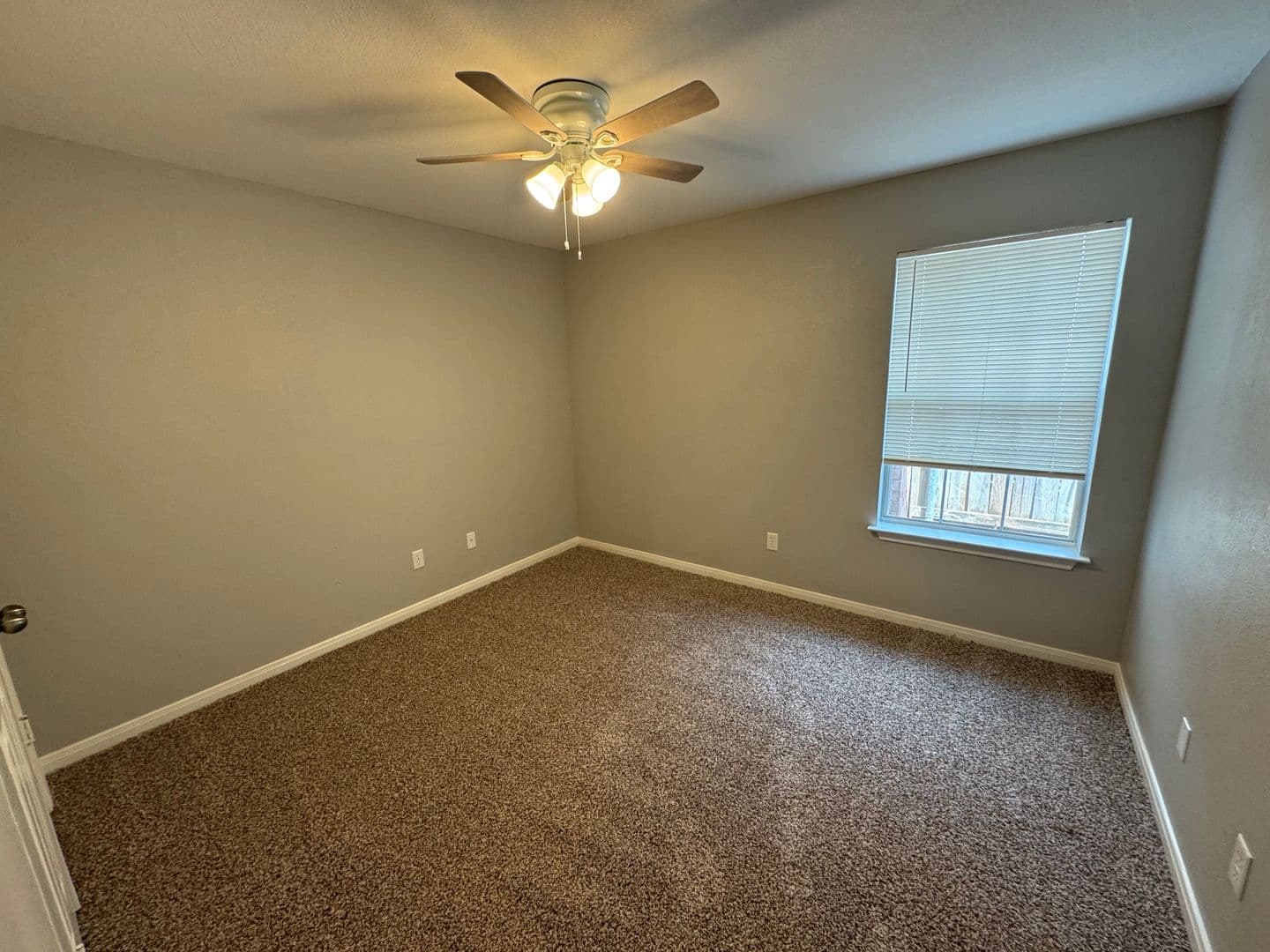 Waco House: 10237 Hyacinth Ln Unit B
