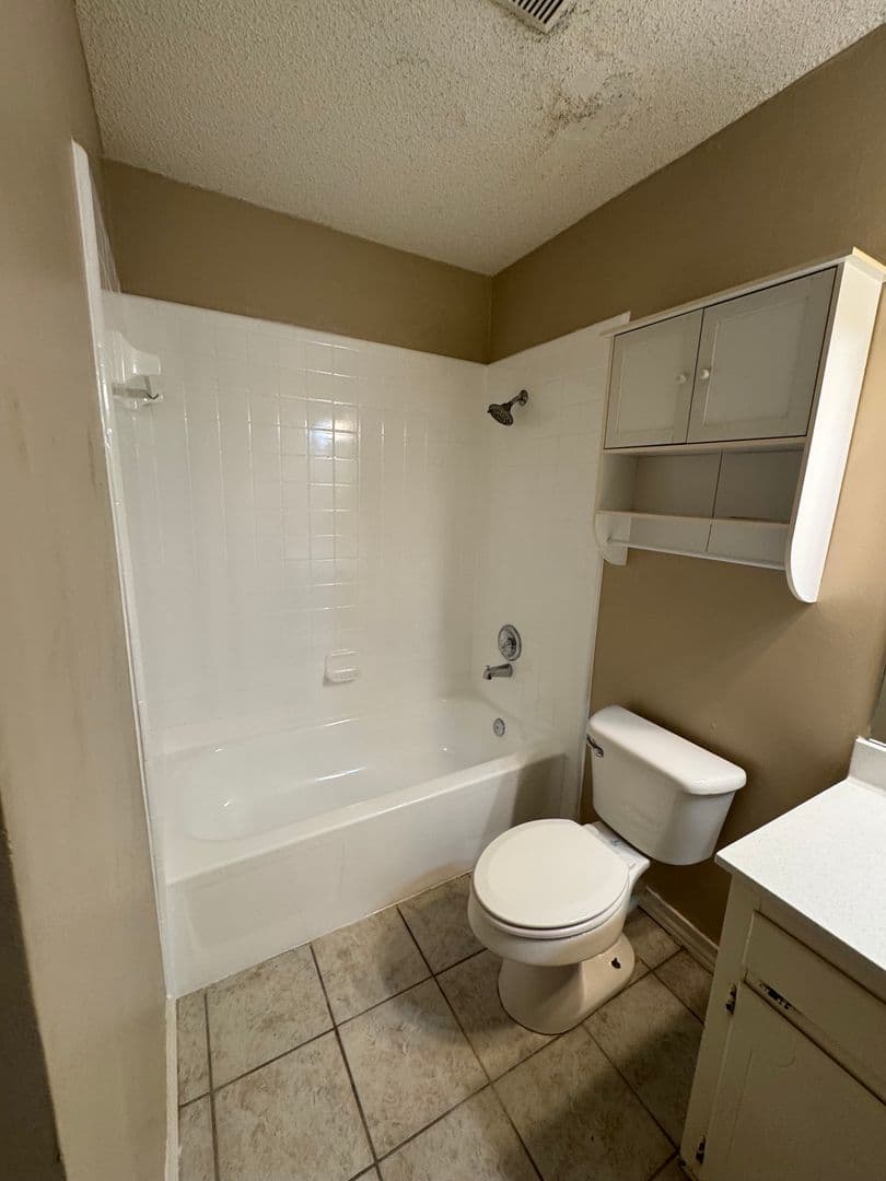Hewitt House: 243 Westhill