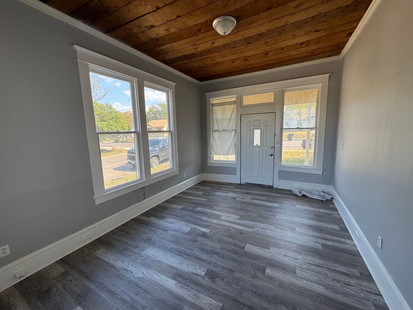 Waco House: 2301 Lasker ave