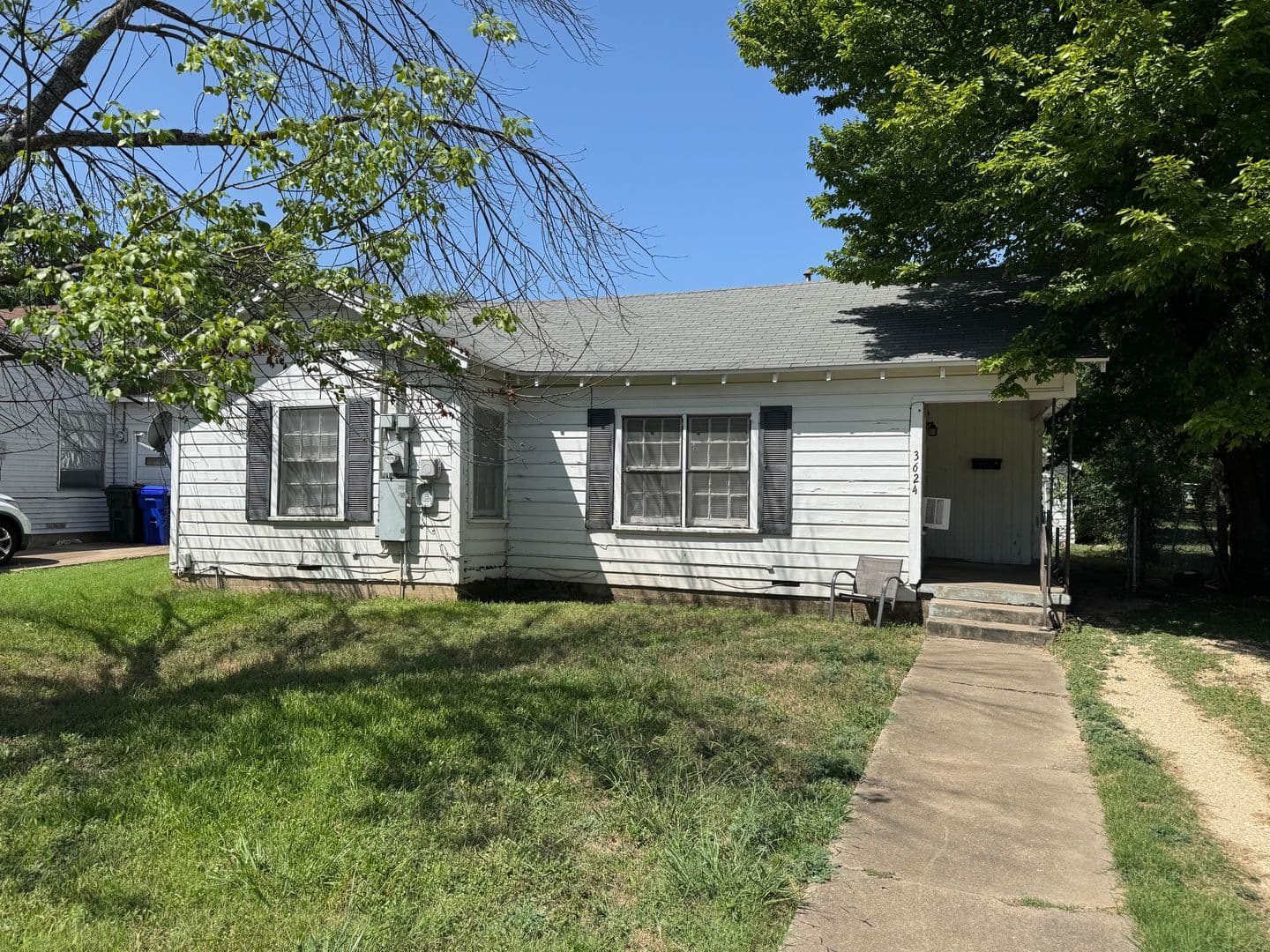 Waco House: 3624 N 23rd St