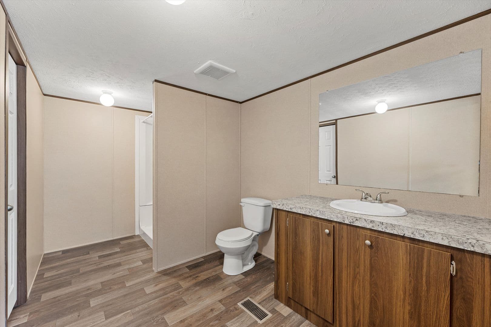 Waco House: 342 Rio Rim