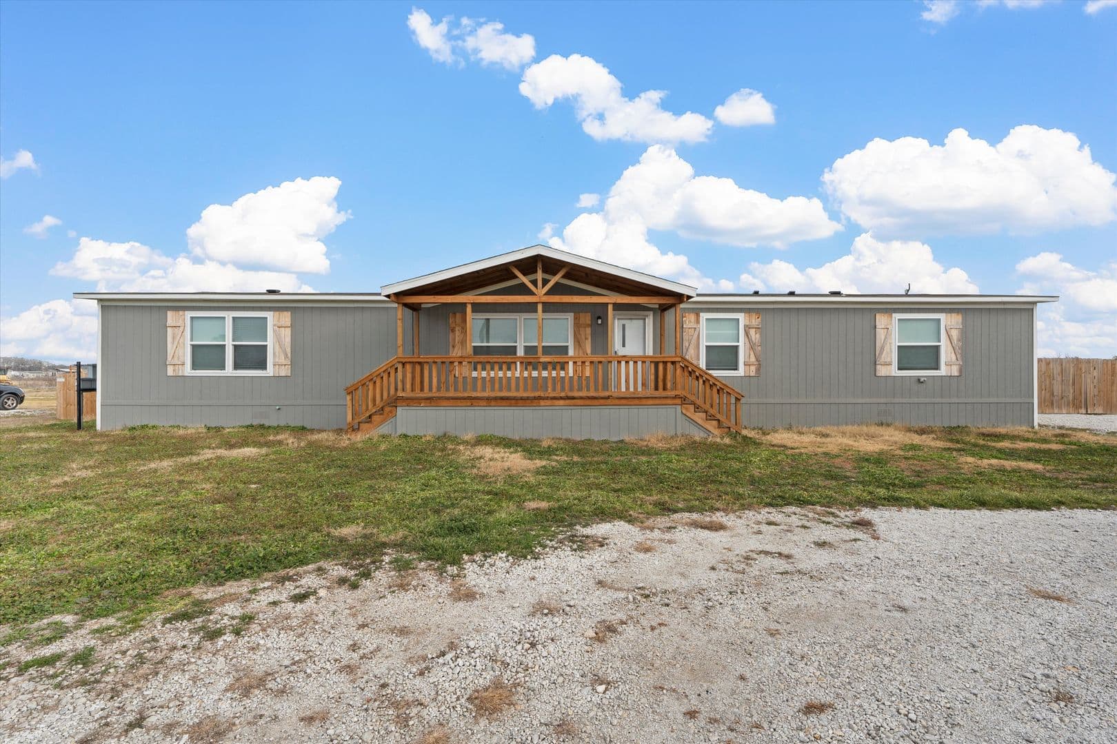 Waco House: 342 Rio Rim