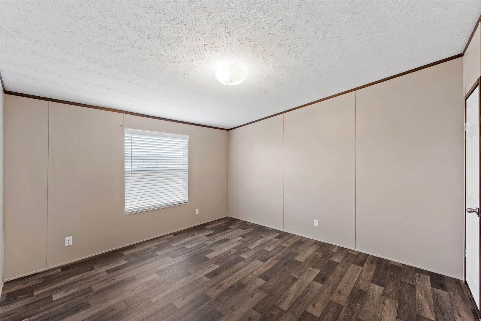 Waco House: 342 Rio Rim