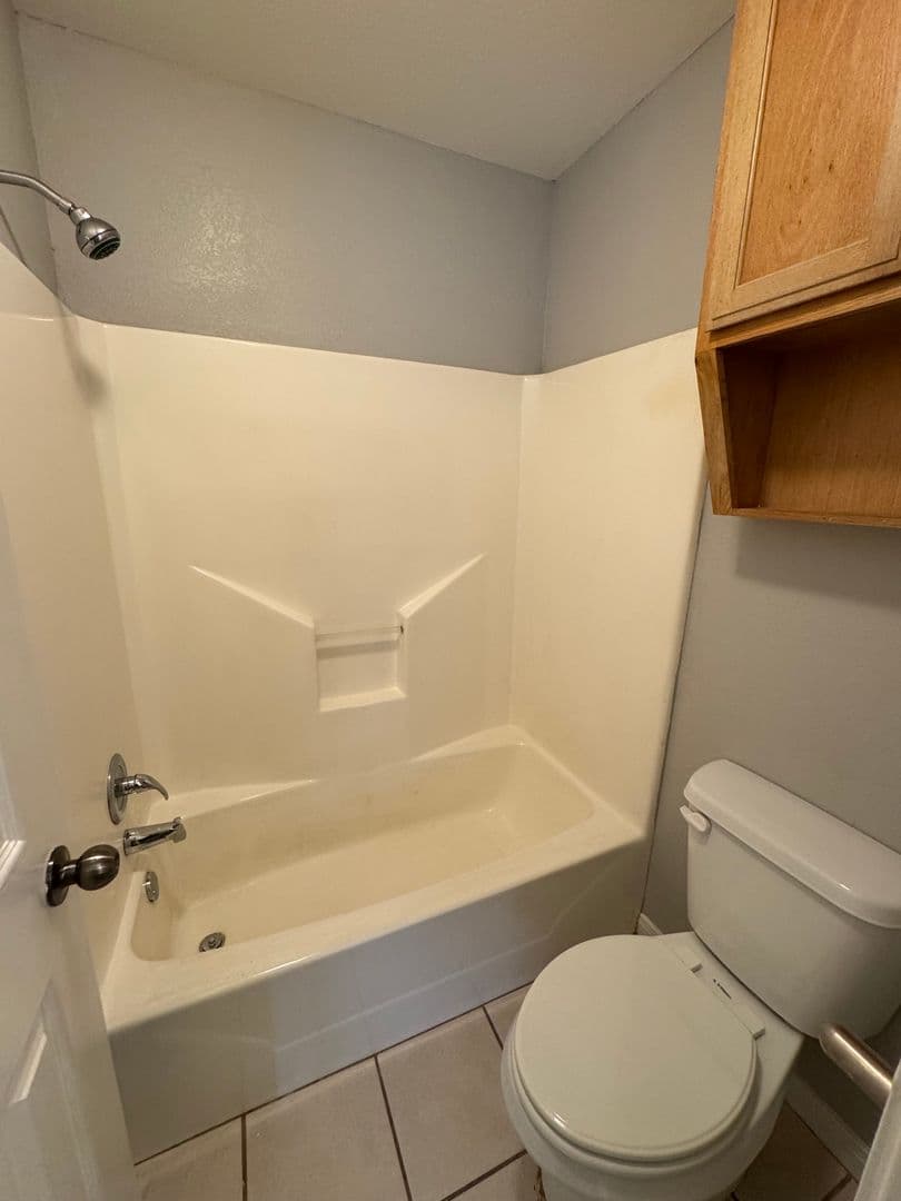 Waco House: 10237 Hyacinth Ln Unit B