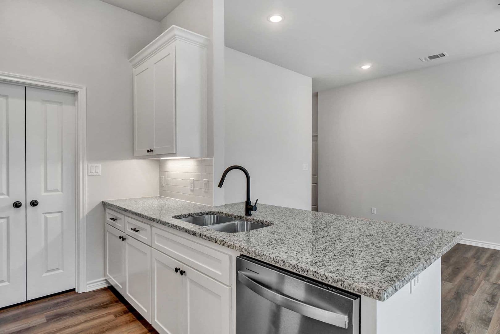 Tyler Apartment: 2307 Flint River Road - Unit 102