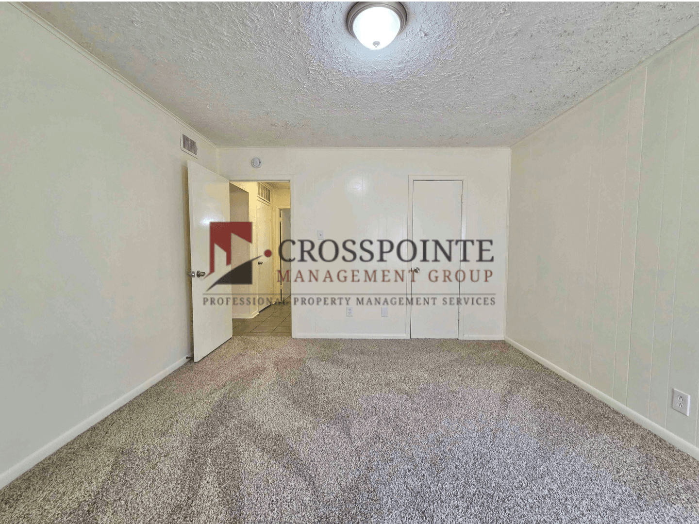 Longview Apartment: 212 Ruby Ln