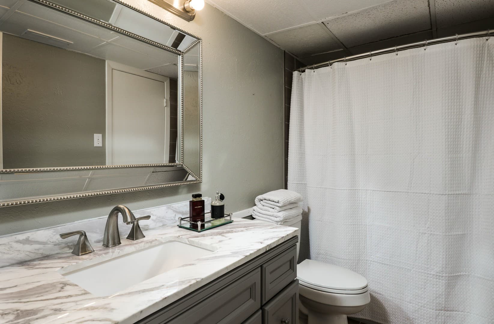 Lindale Apartment: 303 Cooper St. and 300 Hilltop St.