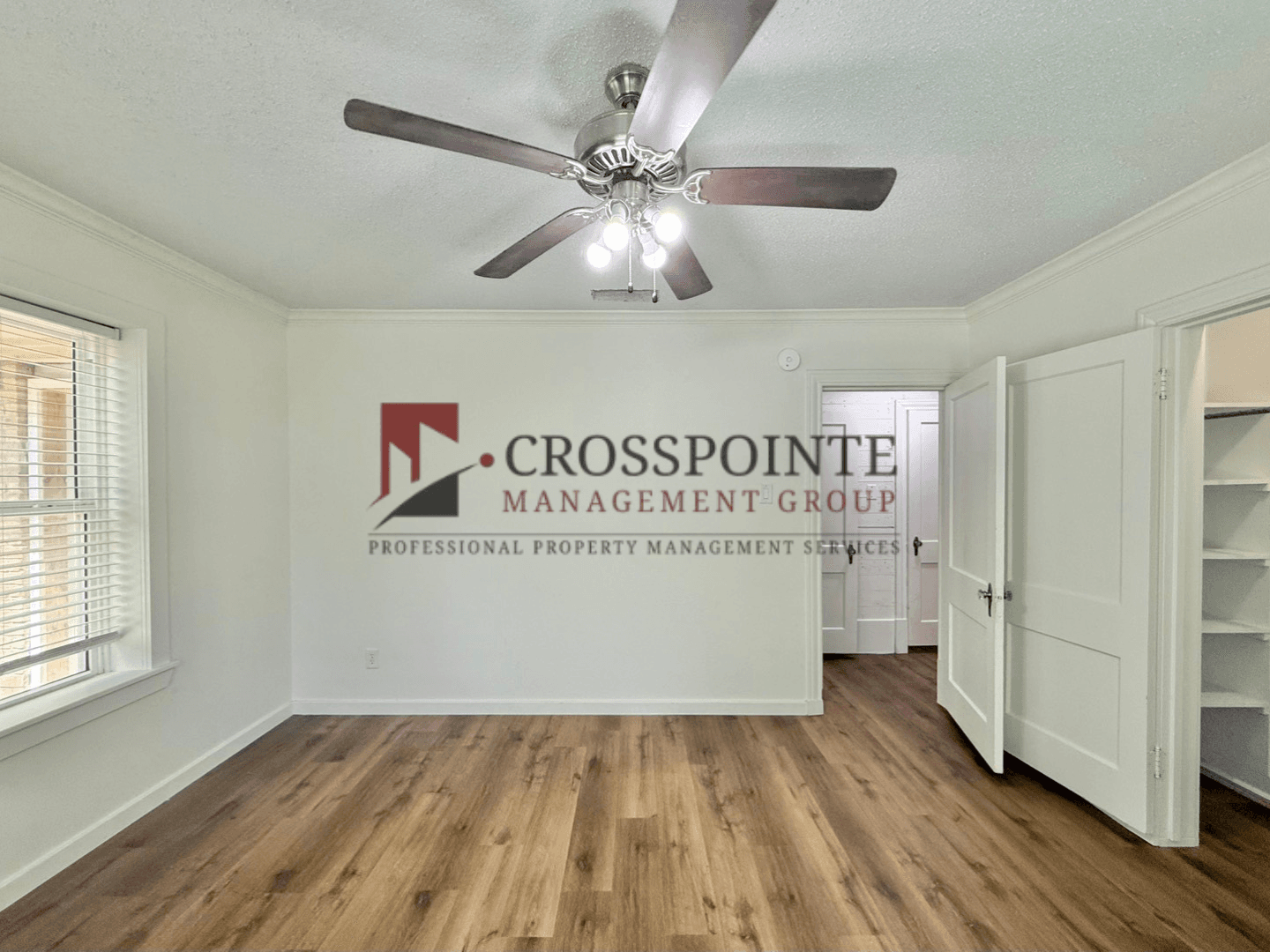 Whitehouse House: 111 Gatewood Dr