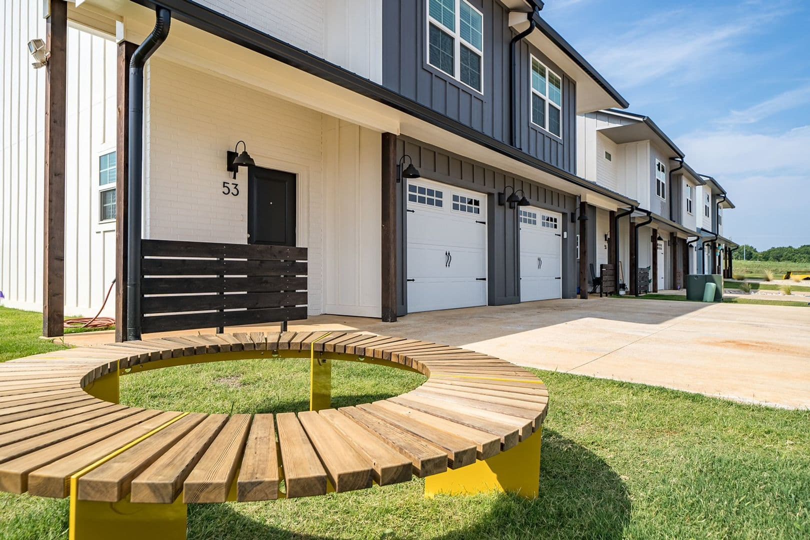 Bullard Townhome: 625 Papillon Rd