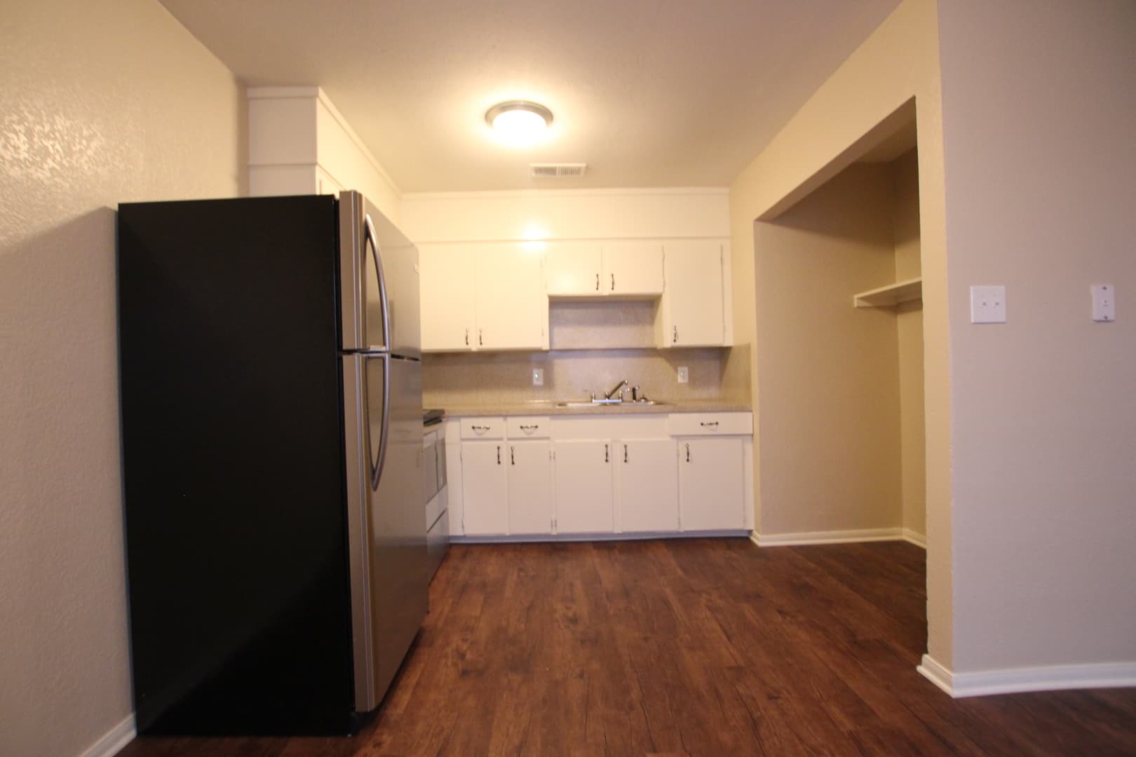 Brownsboro Apartment: 11101 Ingram St.