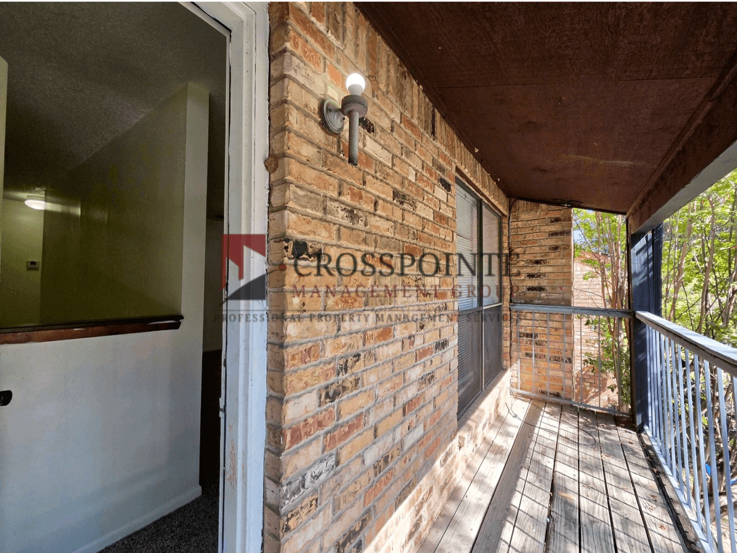 Longview House: 509 Baylor Drive