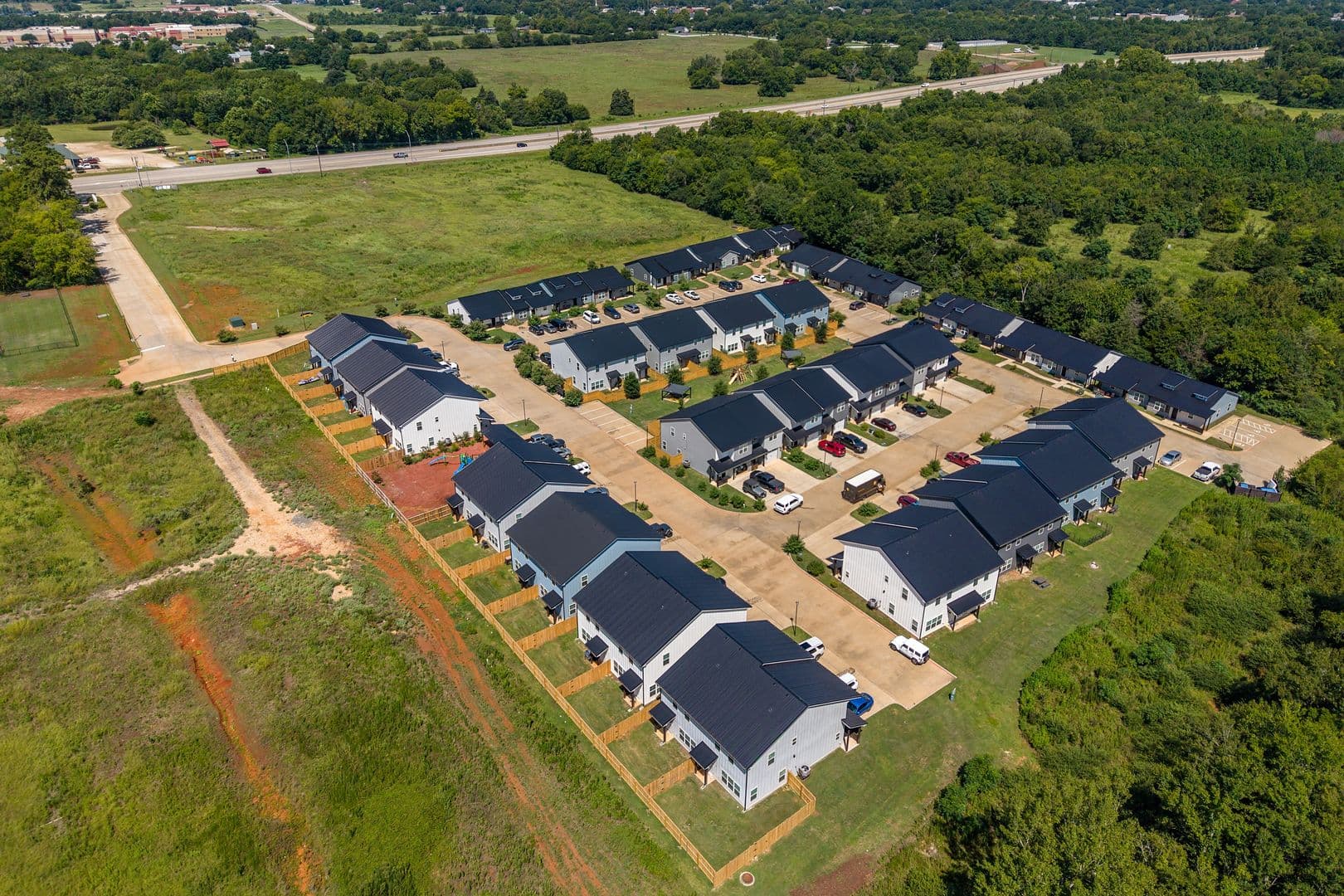 Bullard Townhome: 625 Papillon Rd
