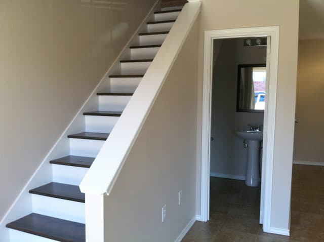 Lindale Apartment: 18033 Loring Ln