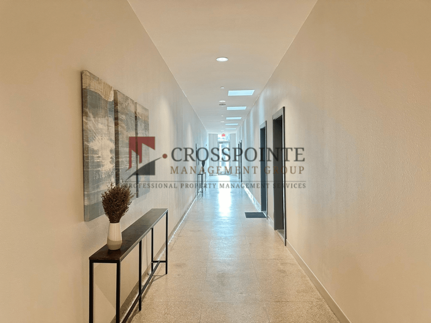 Tyler Apartment: 230 S. Broadway Ave