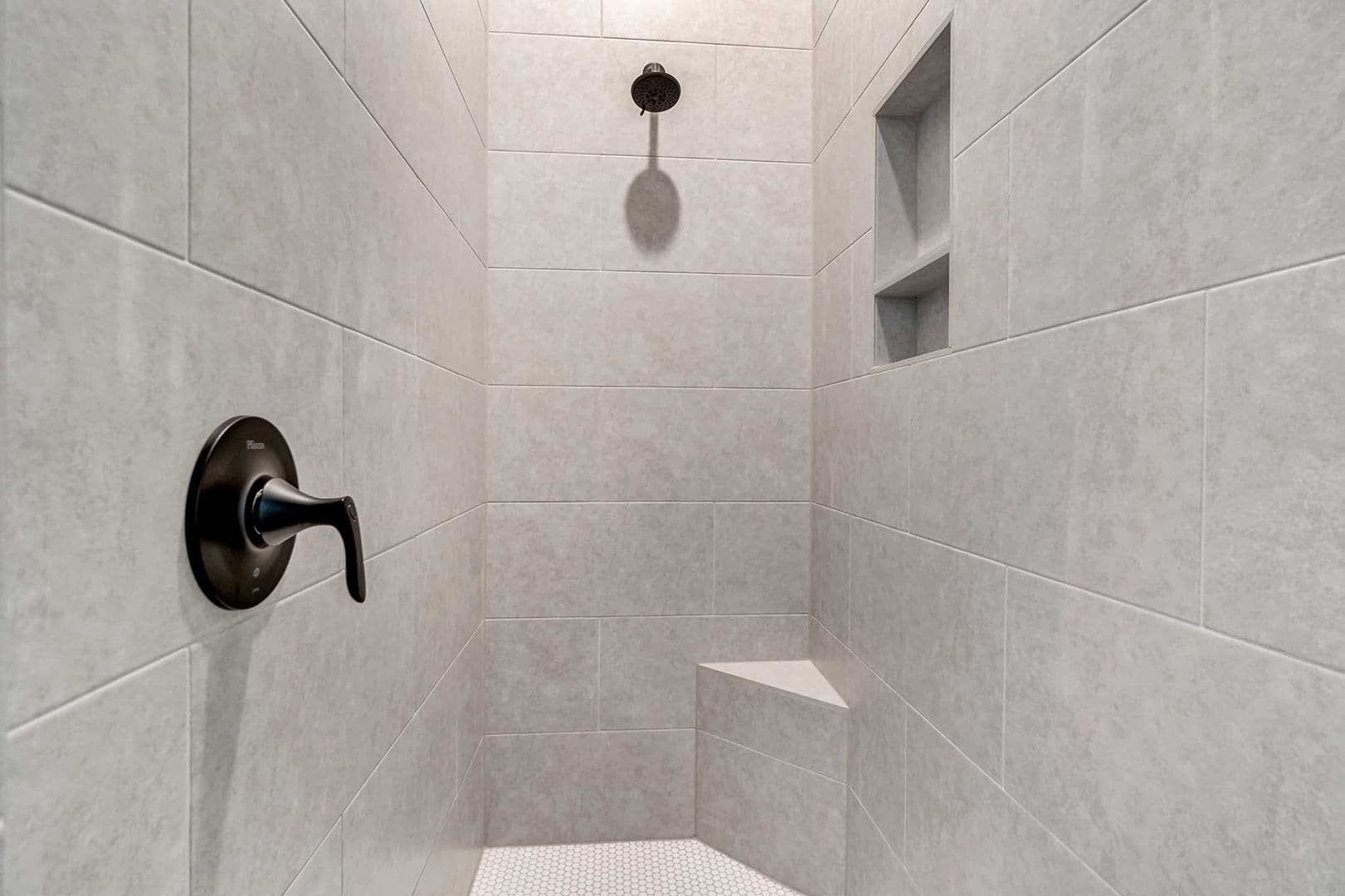 Tyler Apartment: 2408 Henshaw Creek Dr - Unit 103