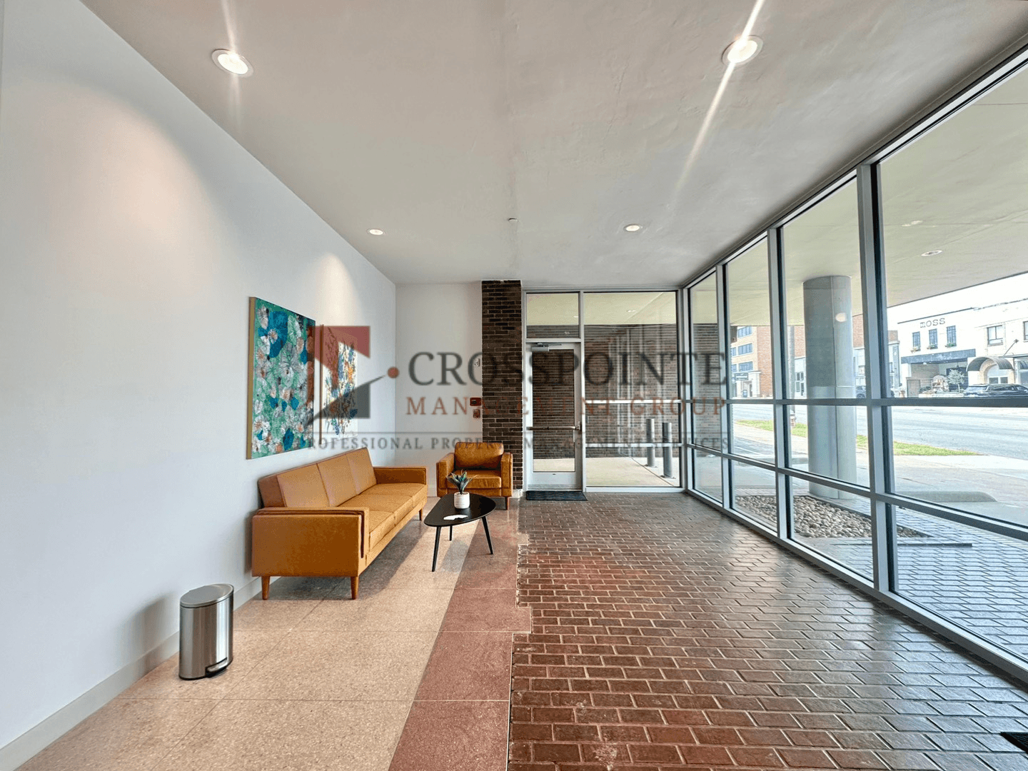 Tyler Apartment: 230 S. Broadway Ave