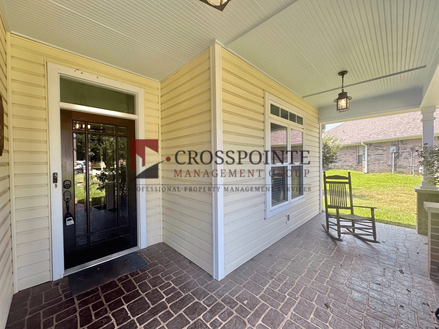 Flint House: 19390 Sandhill Lane
