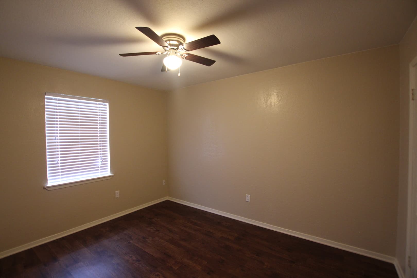 Brownsboro Apartment: 11101 Ingram St.