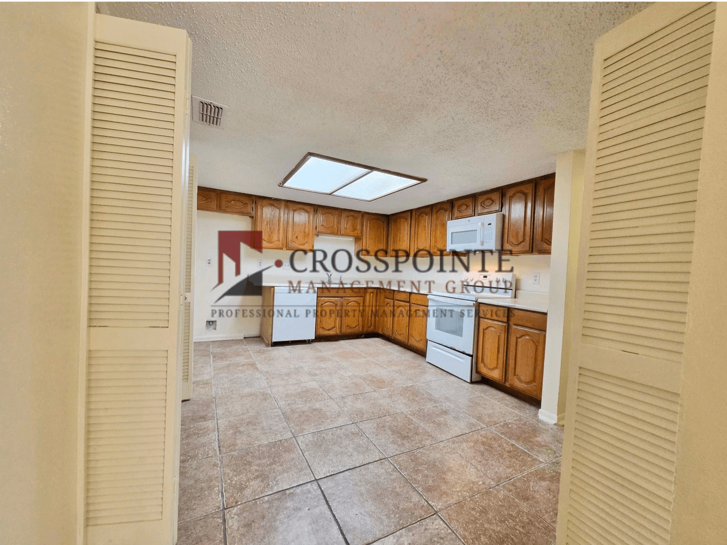 Longview House: 509 Baylor Drive