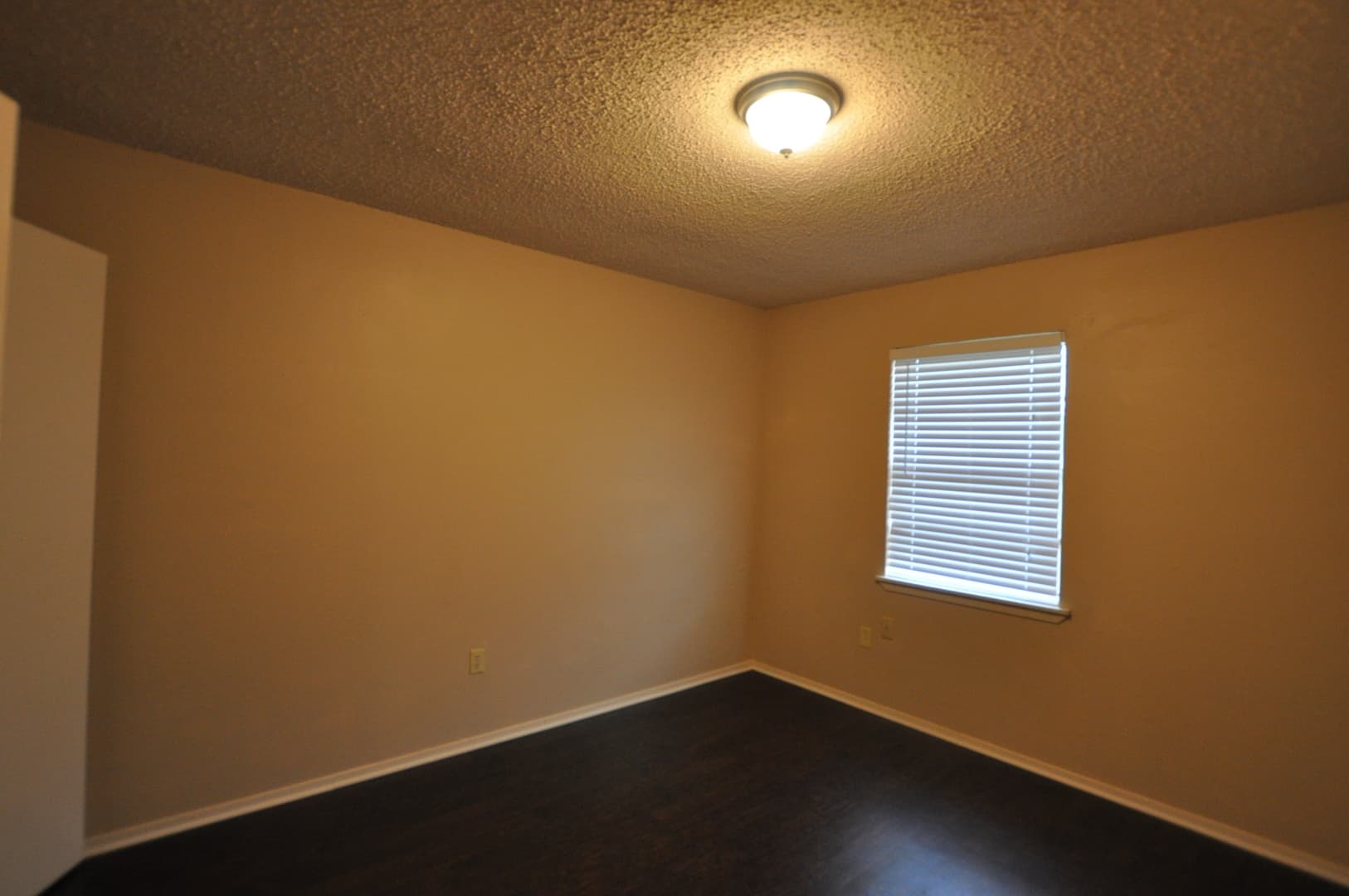 Brownsboro Apartment: 11101 Ingram St.