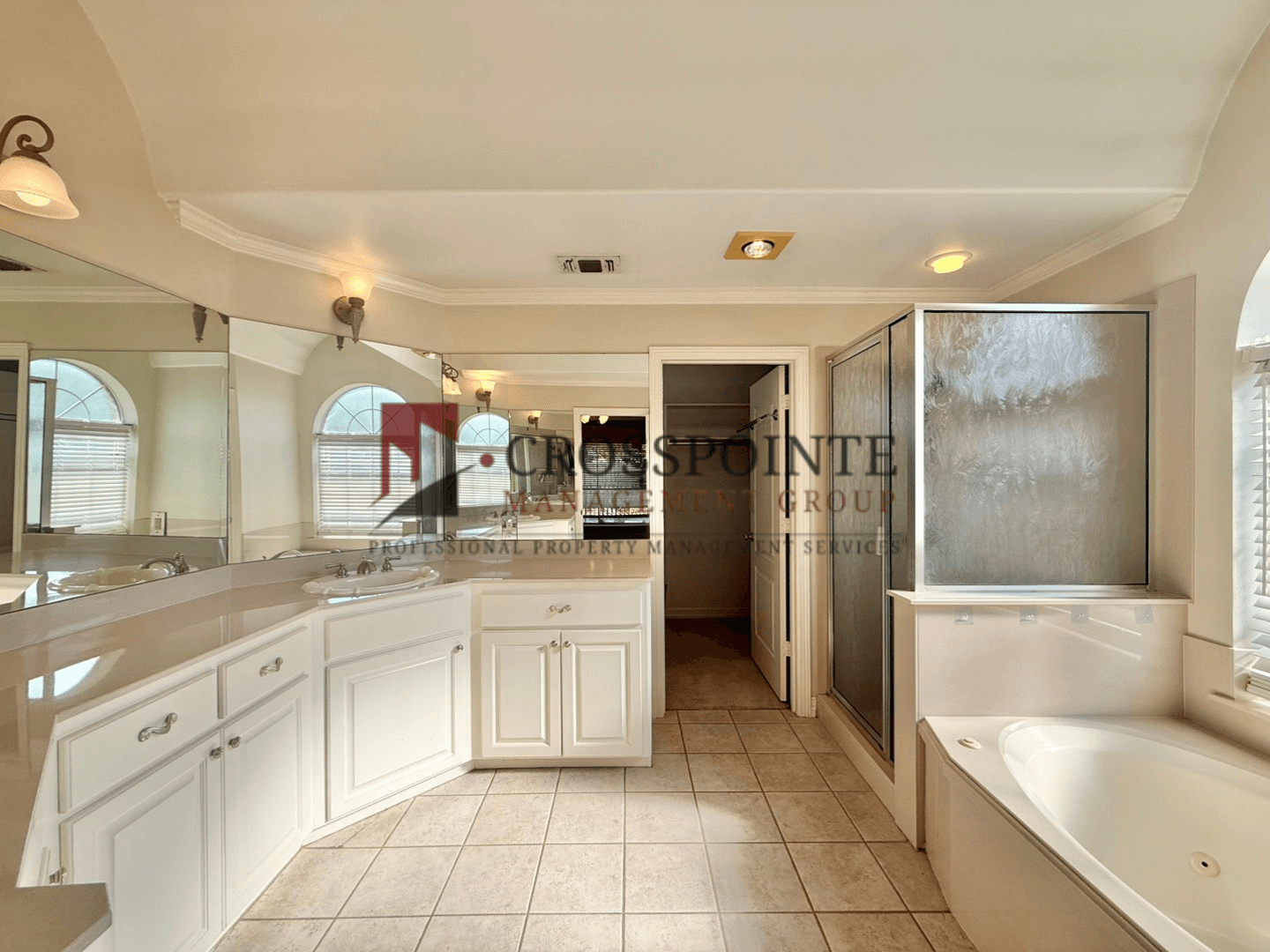 Tyler House: 1202 Riverbend Drive