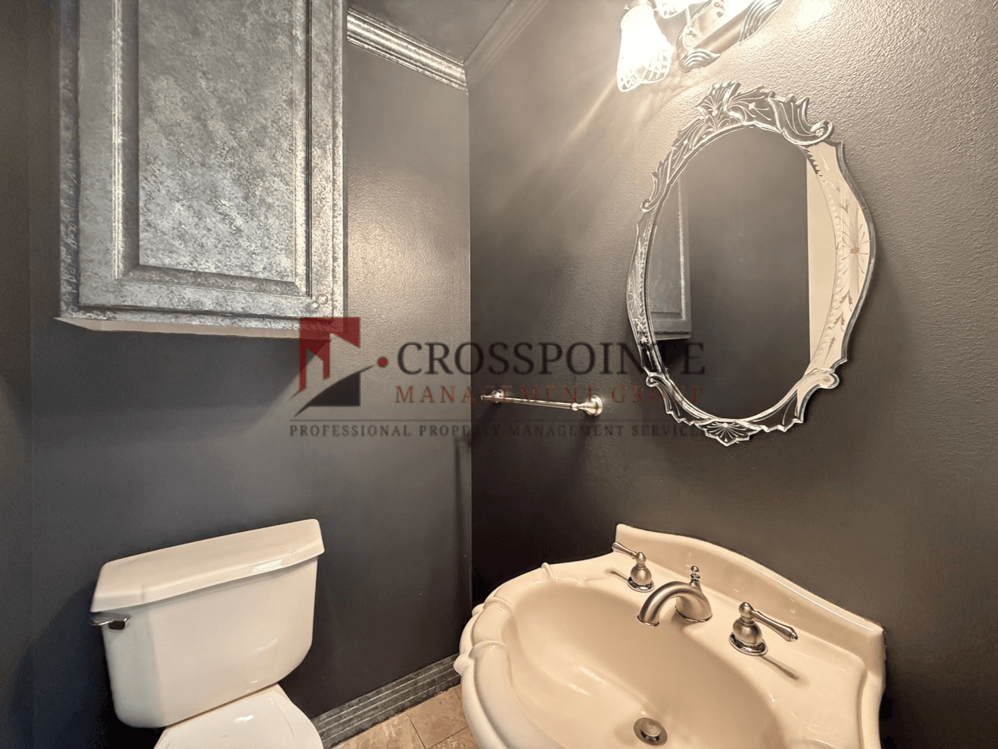 Tyler House: 1202 Riverbend Drive