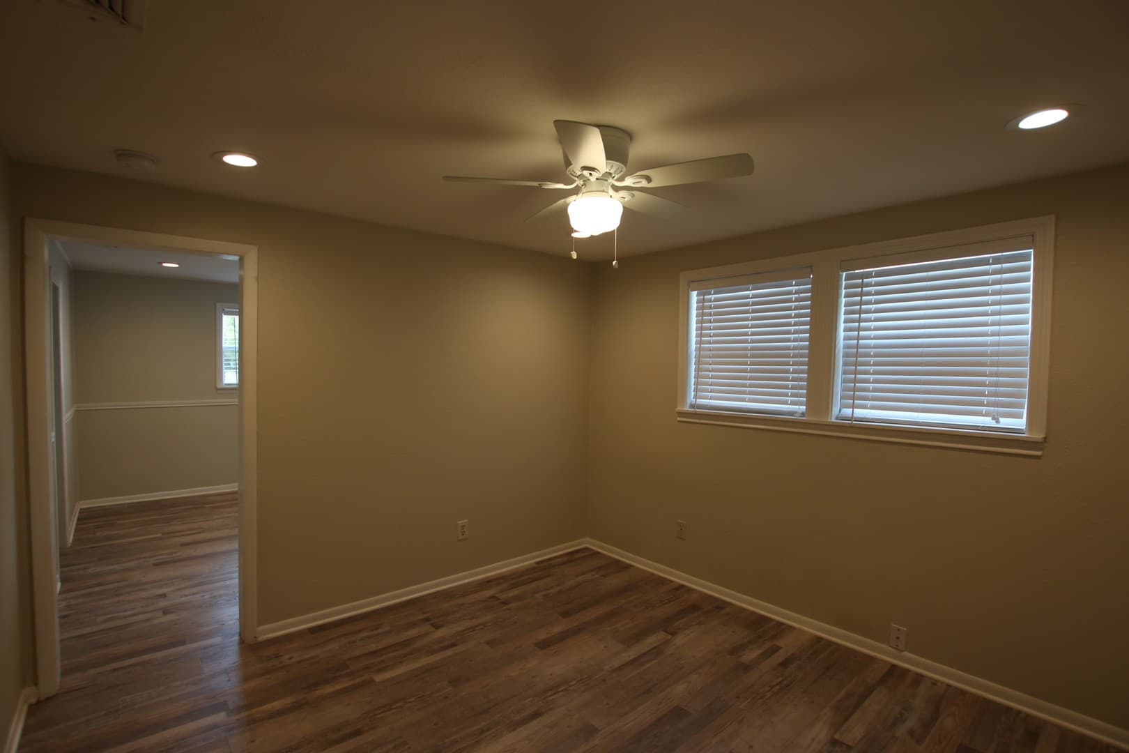 Tyler Apartment: 321 S Bois D Arc Ave.