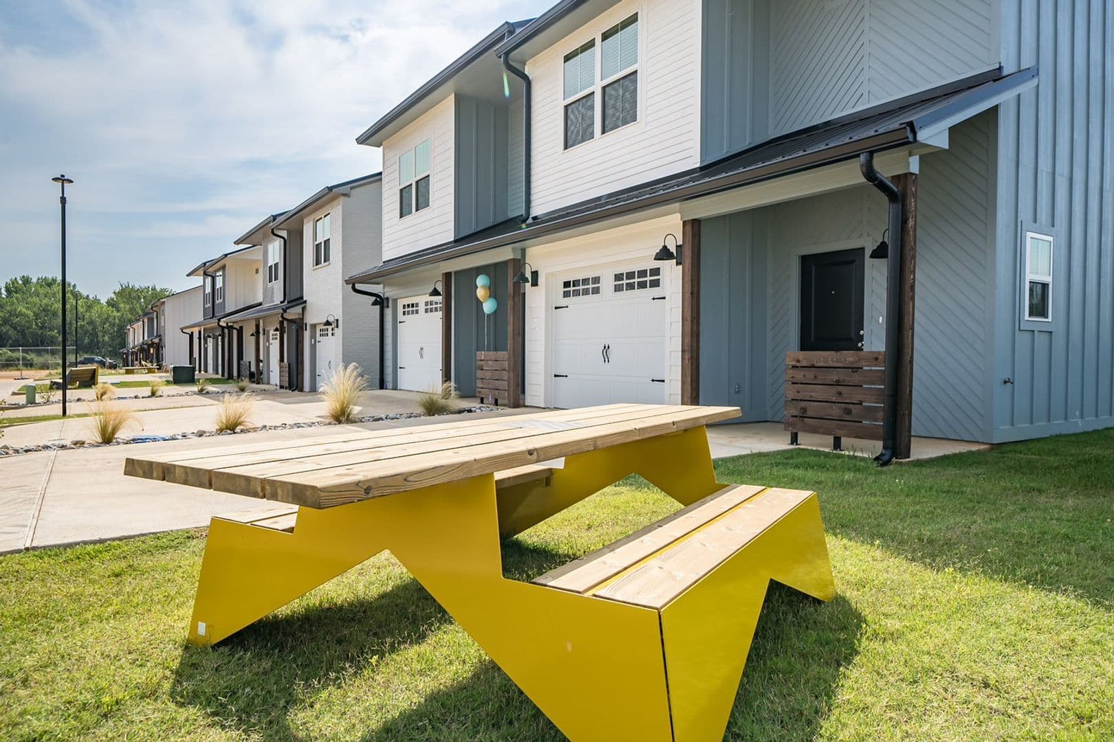 Bullard Townhome: 625 Papillon Rd