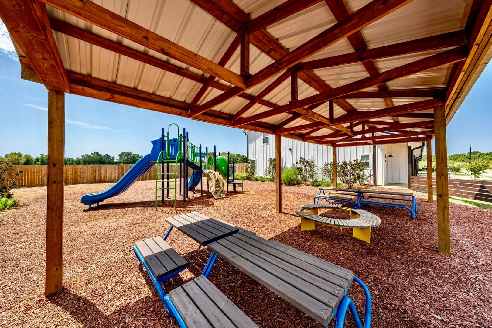 Bullard Townhome: 625 Papillon Rd