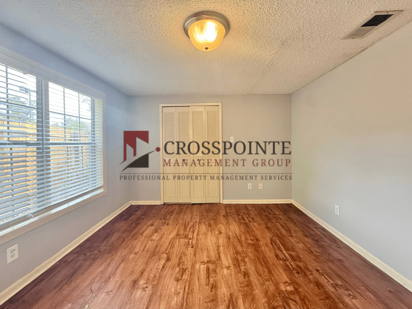 Tyler Apartment: 117 W Phillips St