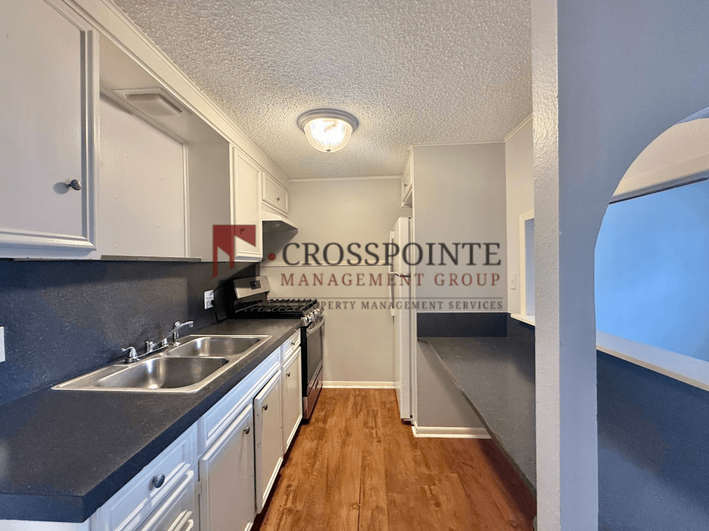 Tyler Apartment: 117 W Phillips St