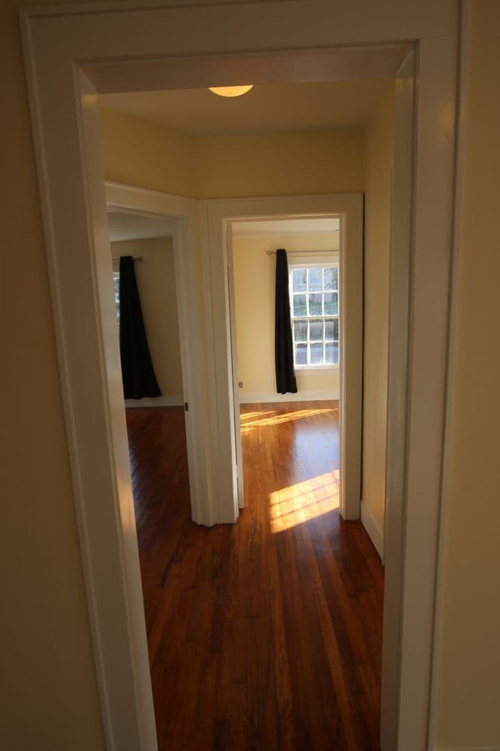 Tyler House: 845 S Donnybrook