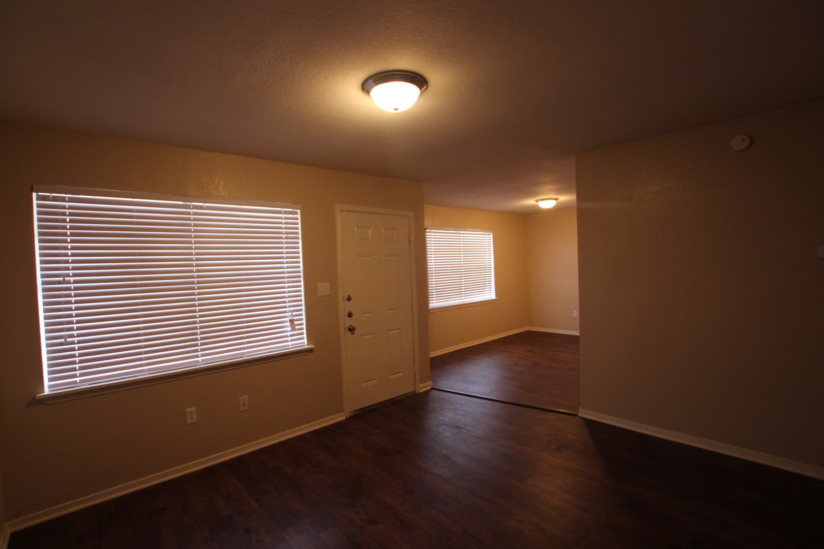 Brownsboro Apartment: 11101 Ingram St.