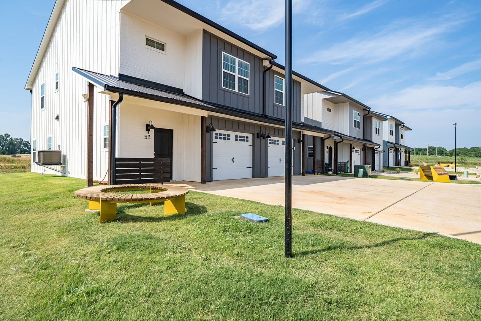 Bullard Townhome: 625 Papillon Rd