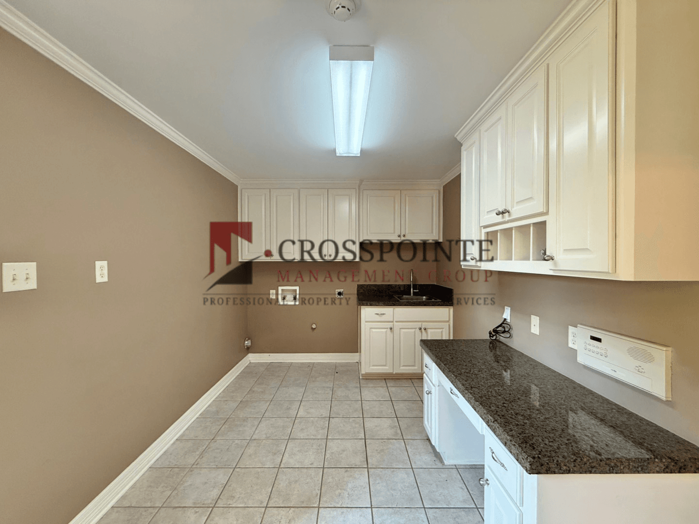 Tyler House: 1202 Riverbend Drive