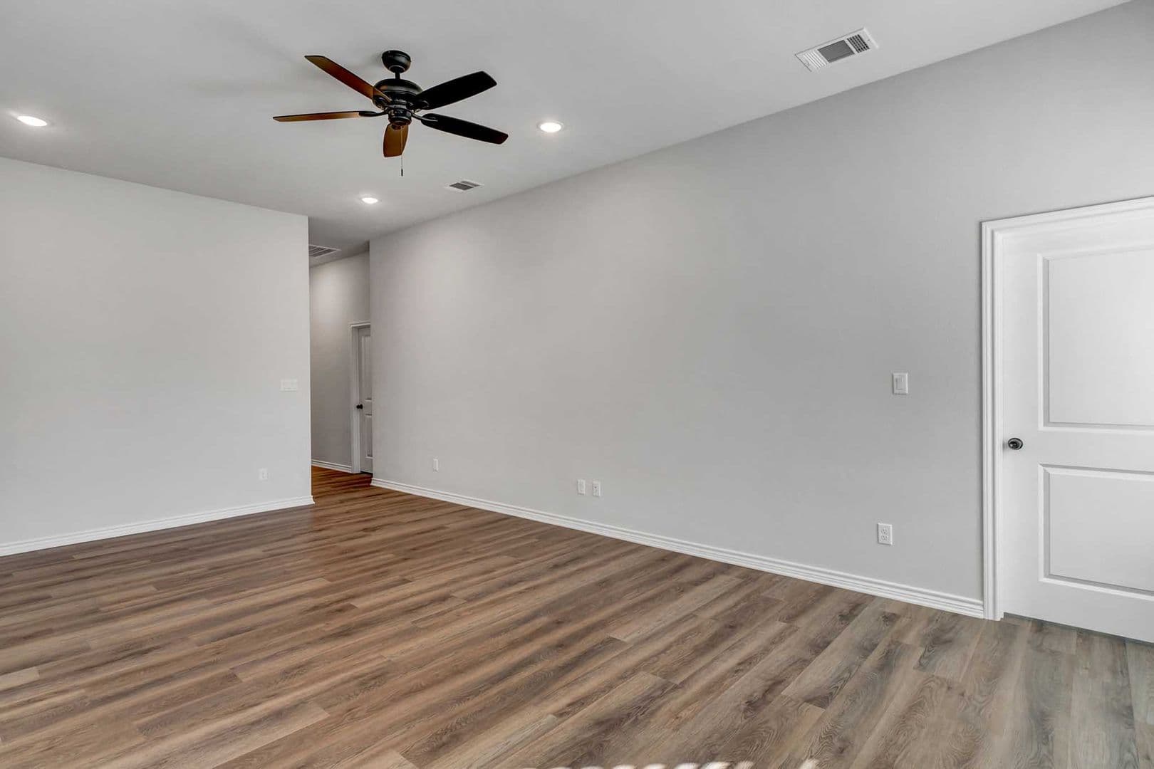 Tyler Apartment: 2307 Flint River Road - Unit 102