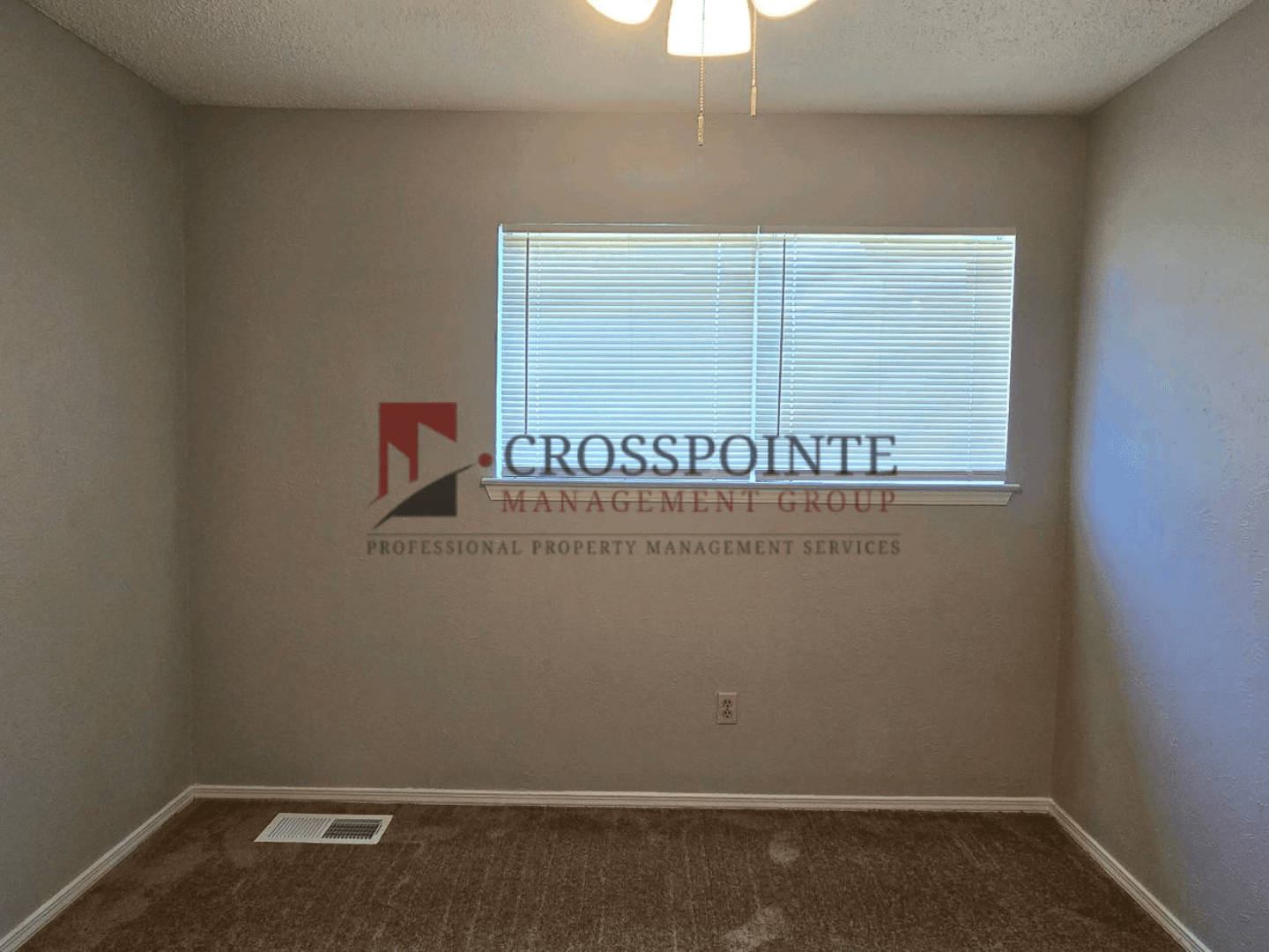 White Oak Apartment: 109 E Old Hwy 80