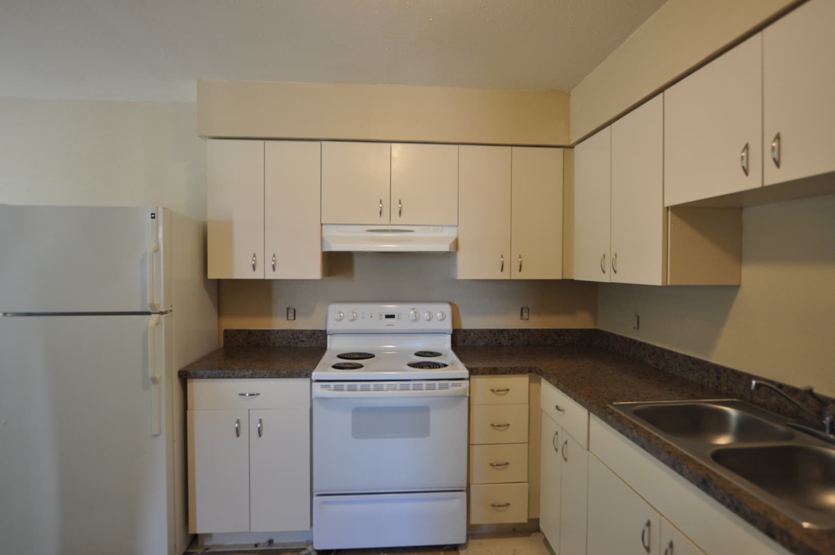 Brownsboro Apartment: 11101 Ingram St.