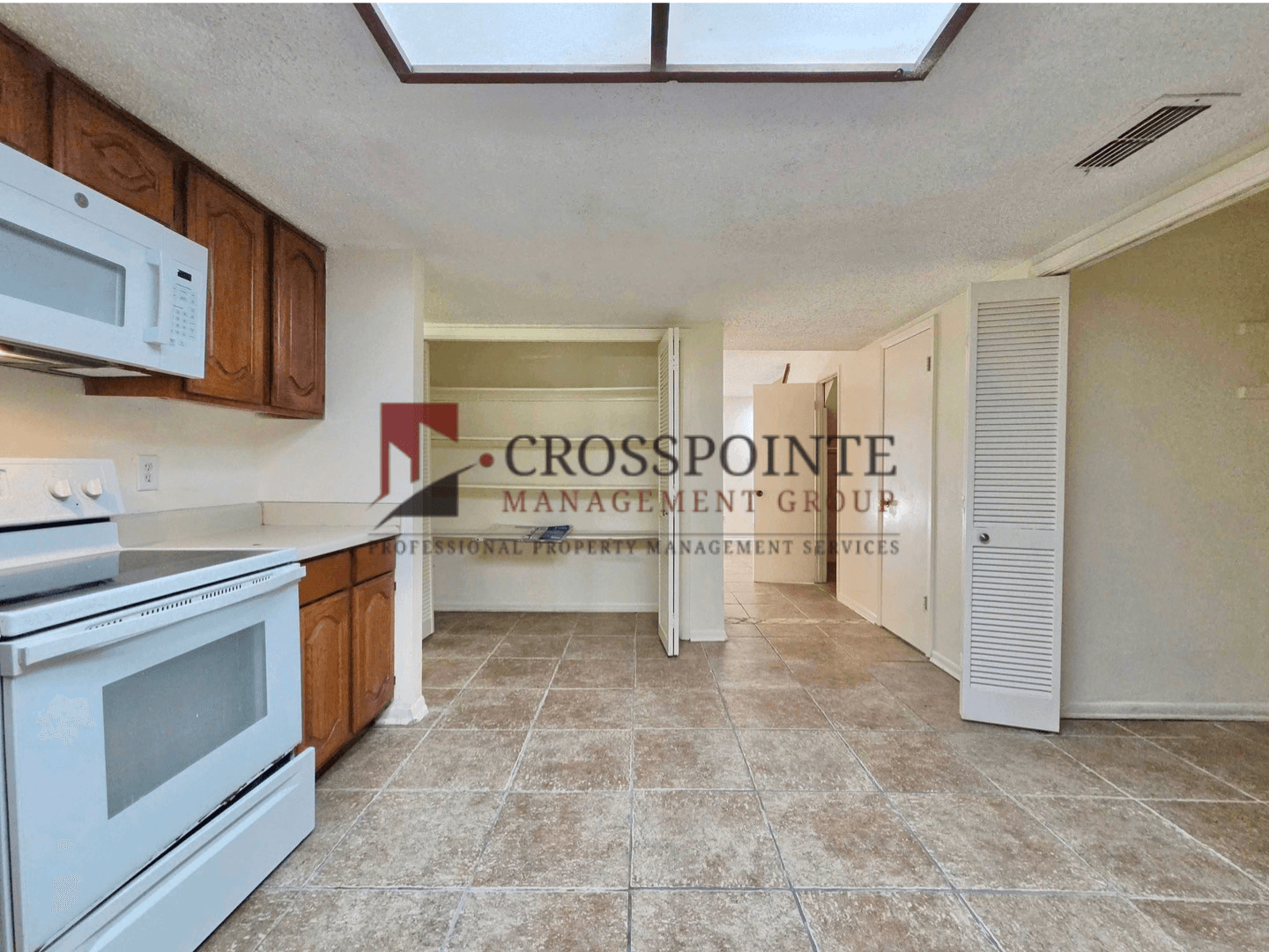 Longview House: 509 Baylor Drive