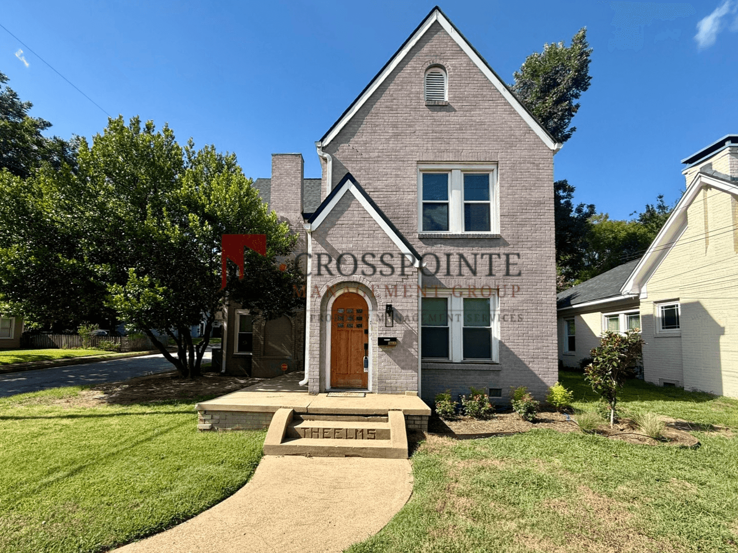 Tyler Apartment: 831 W Houston St